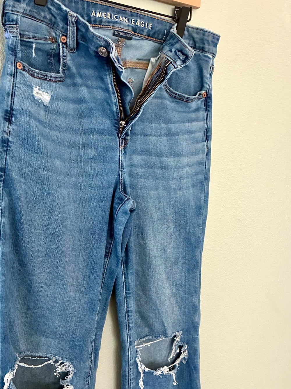 American Eagle High Rise Flare Jeans Distressed Knee Raw Hem Y2K Women’s 12